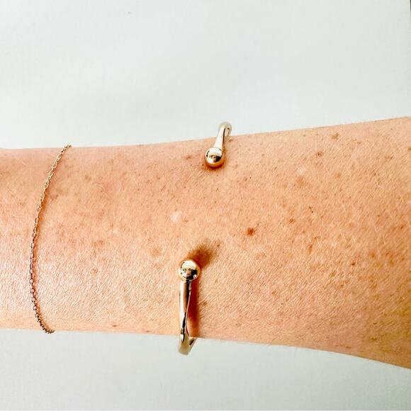 NEW NORDSTROM REVOLVE Gold Ball Slim Band Twisted Bracelet Bangle Cuff Jewelry - Picture 8 of 12